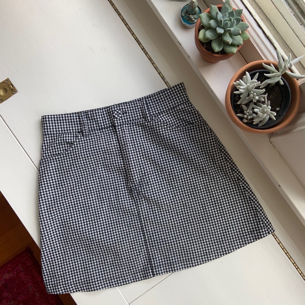 Brandy Melville Gingham Skirt - Picture 1 of 3